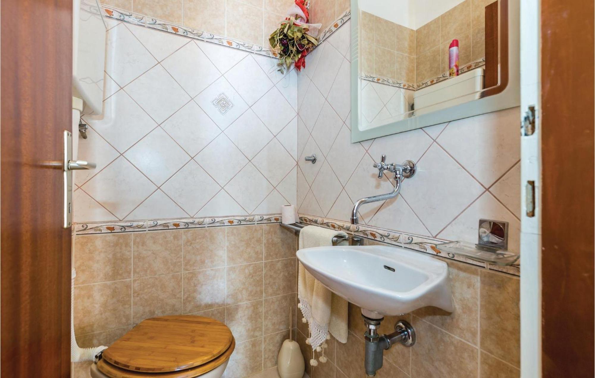 Nice Apartment In Senj With Ethernet Internet ภายนอก รูปภาพ
